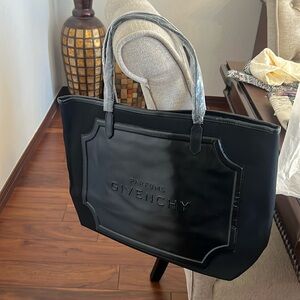 Beautiful black Givenchy parfums bag